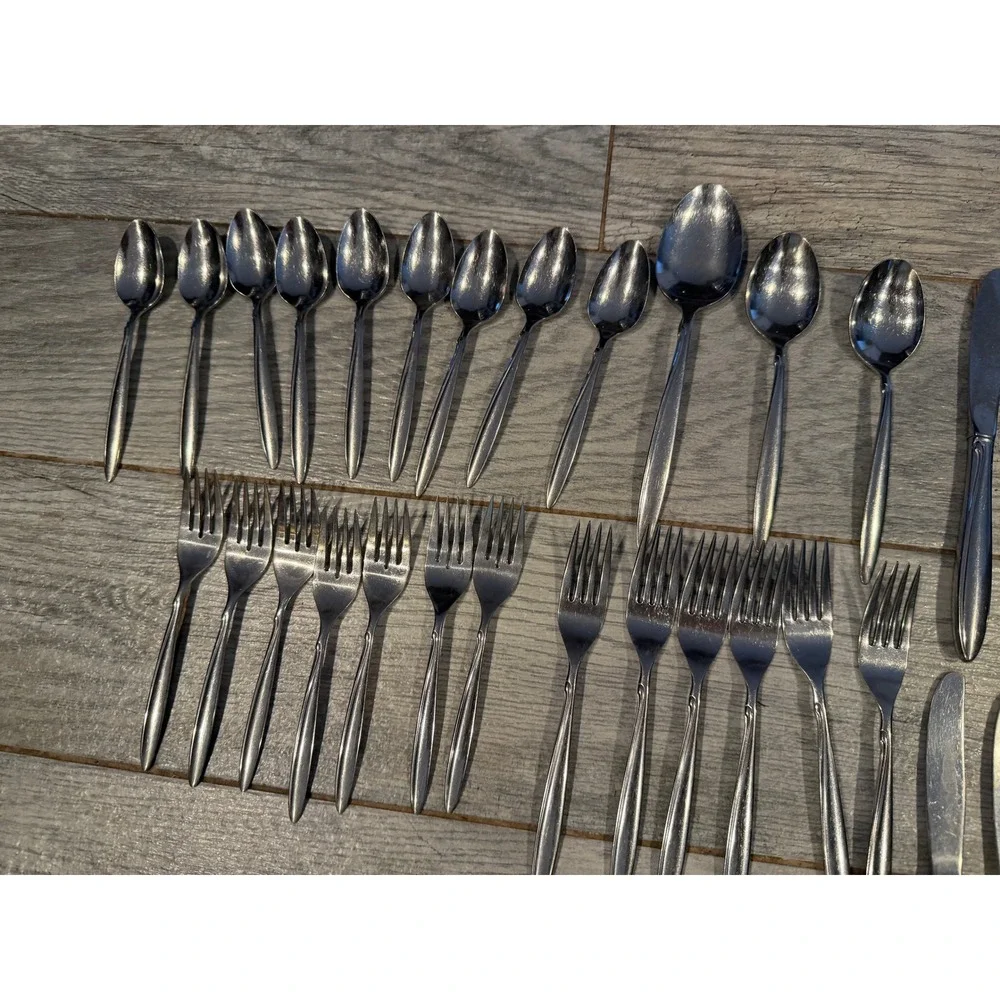 Oneida Flatware Set 1881 Rogers 29 pc Stainless Steel Silverware Set MCM Vintage